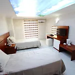 Safir Hotell *