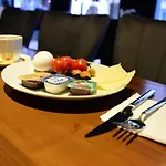 Safir Hotell *
